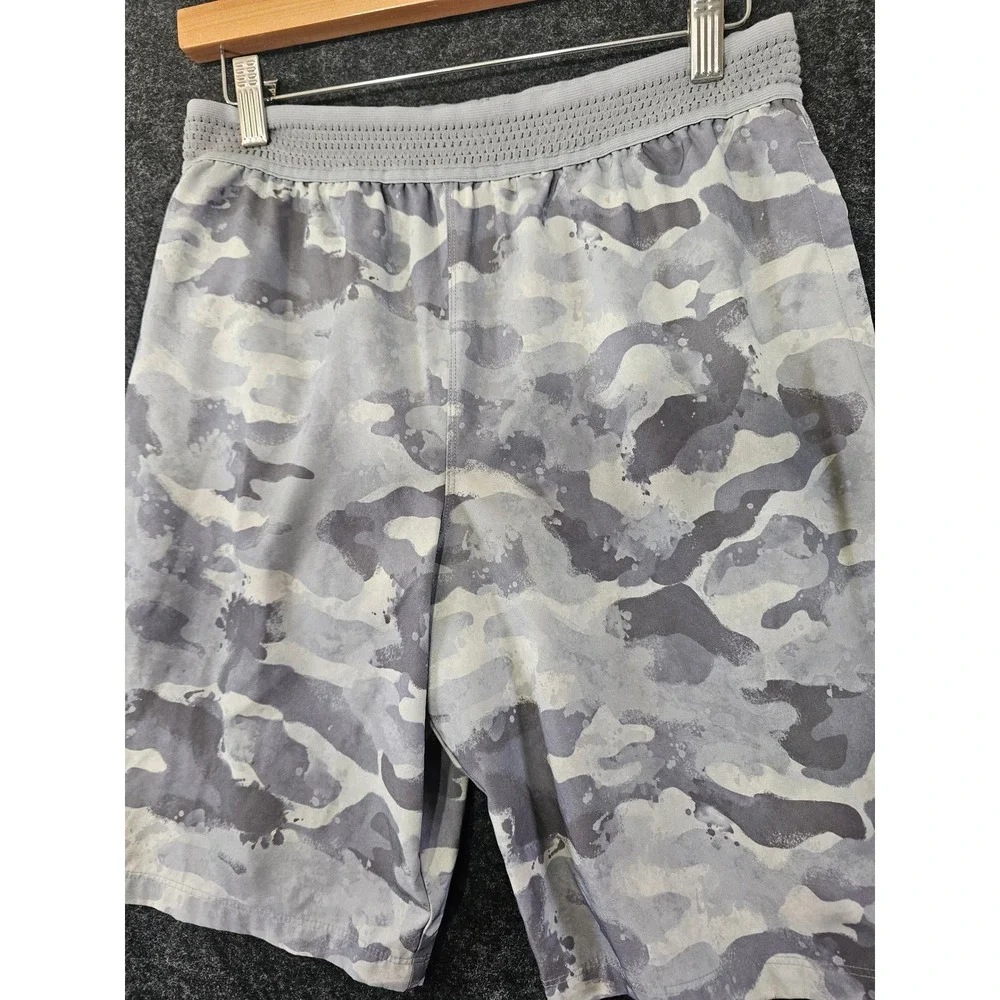Fabletics Athletic Shorts Men S Gray Camo Training Gym Stretch Performance Run